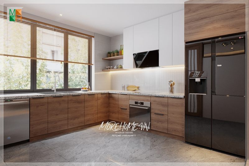 Phòng bếp của nhà phố được thiết kế thoải mái và dễ sử dụng với các thiết bị nội thất hiện đại tạo nên một không gian thông thoáng và rộng rãi qua các ô cửa.